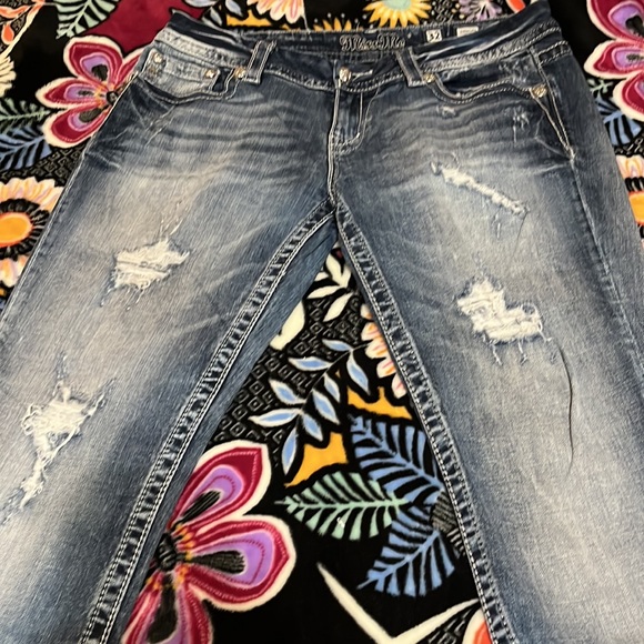Miss Me Jeans EUC - Picture 4 of 9